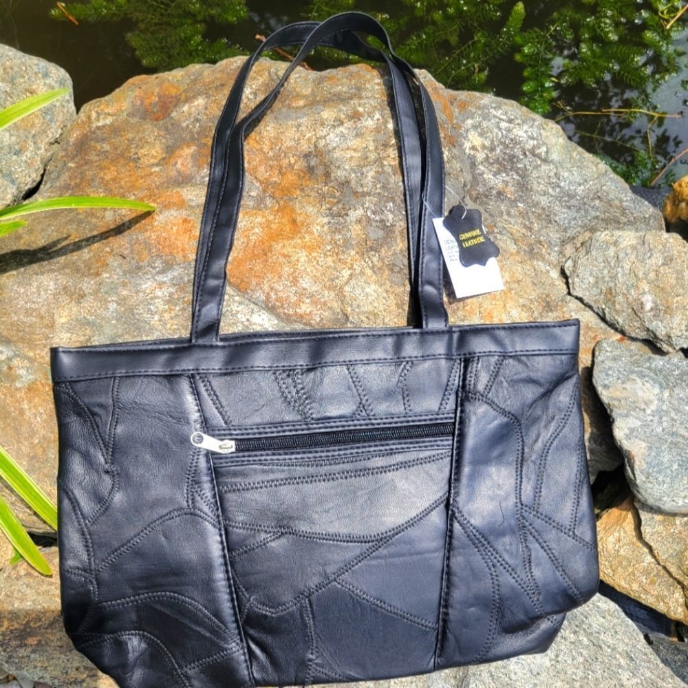 Leather Handbag‎ - Picture 1 of 9